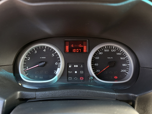 Renault Duster Expression, 2014 года, пробег 161000 км