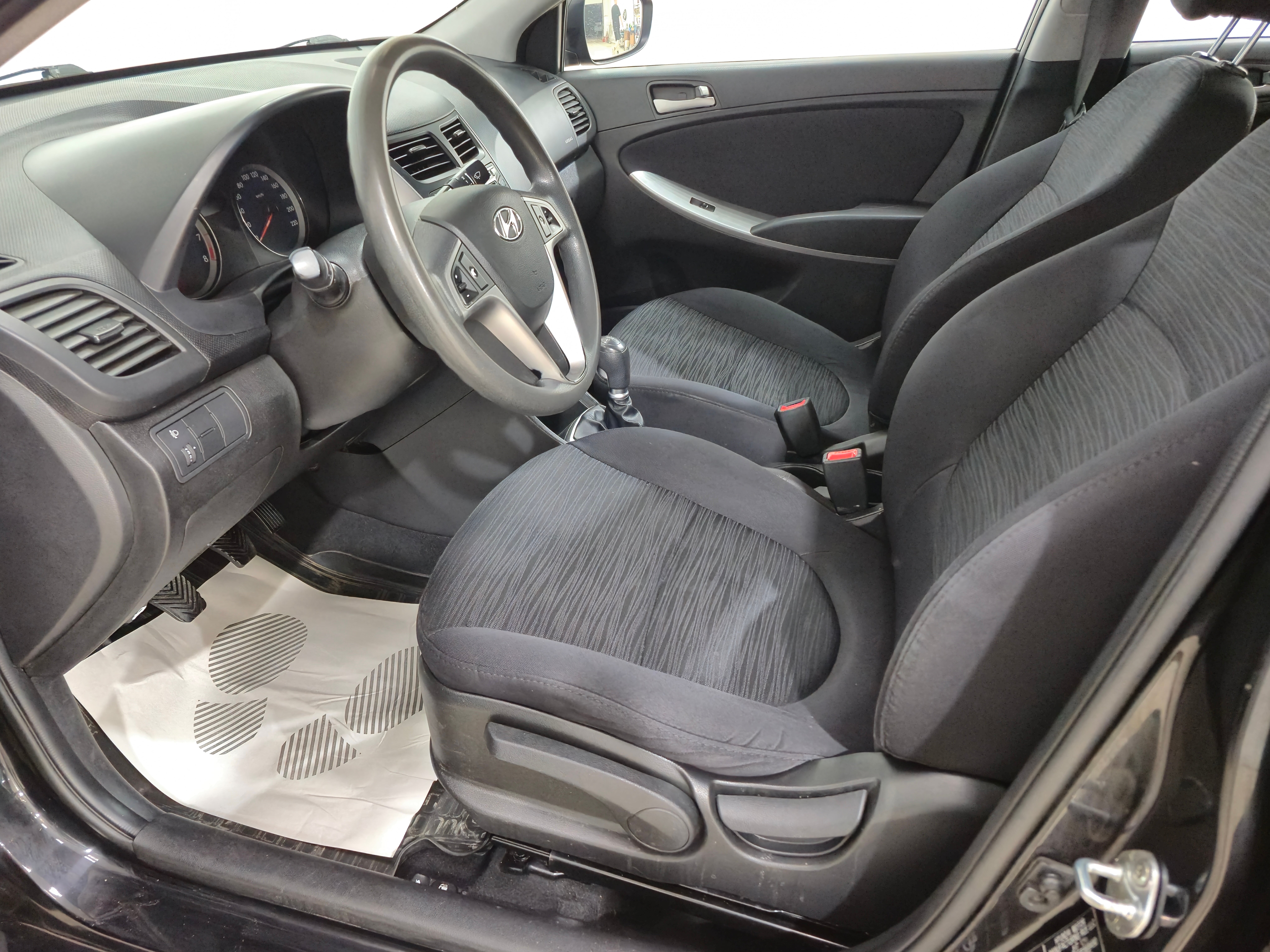 Hyundai Solaris Comfort, 2015 года, пробег 162097 км