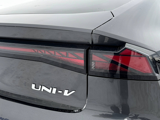 Changan UNI-V DLX, 2023 года, пробег 20000 км