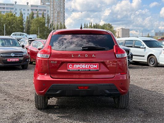 Lada (ВАЗ) XRAY Top Prestige (2015-2016), 2018 года, пробег 165392 км