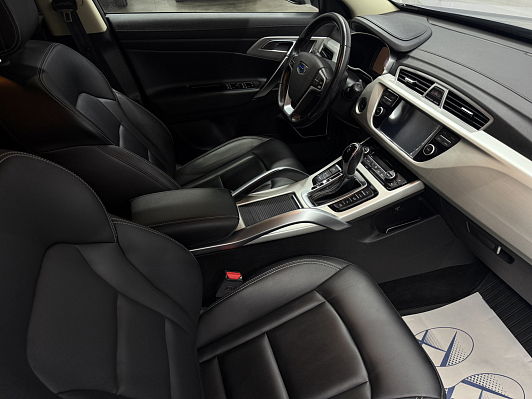 Geely Atlas Luxury, 2021 года, пробег 77824 км