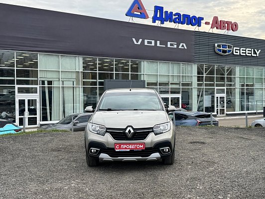 Renault Logan Stepway Life, 2020 года, пробег 133221 км