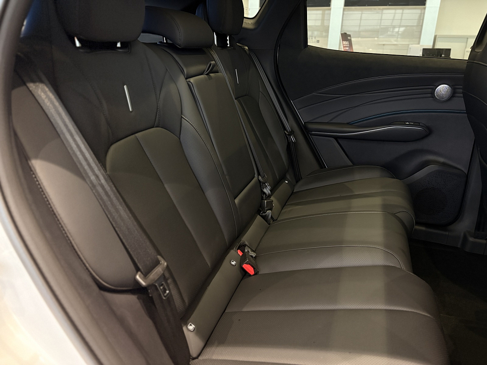 Omoda C7 Drive, белый