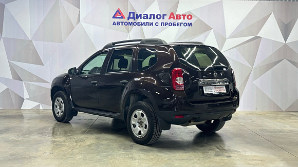 Renault Duster, 2015 года, пробег 201500 км