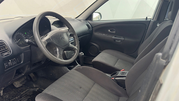 Mitsubishi Carisma, 2003 года, пробег 251537 км