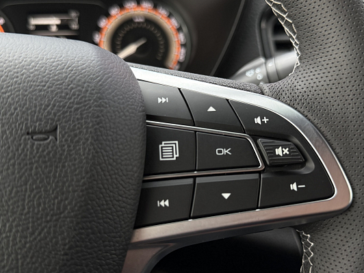 Lada (ВАЗ) Vesta, 2023 года, пробег 58614 км