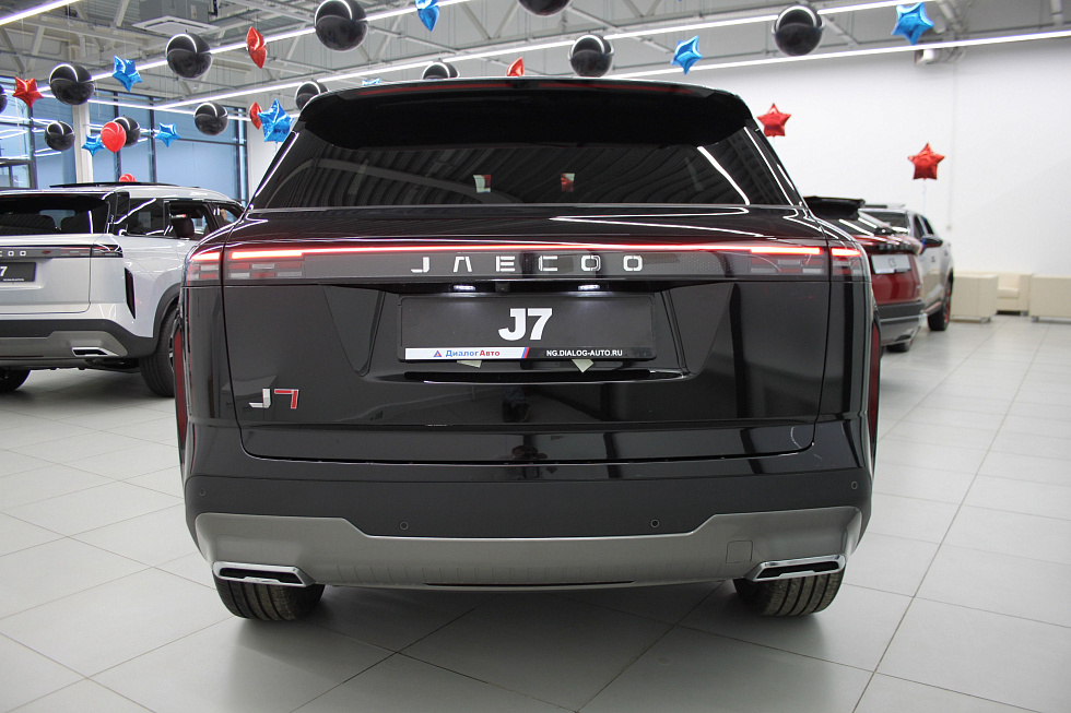 Omoda C7 , черный