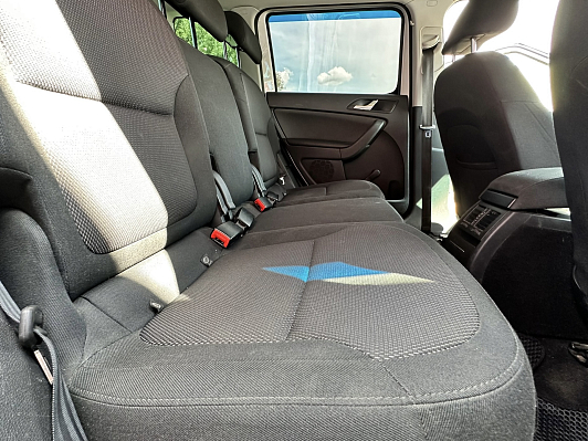 Skoda Yeti Active, 2011 года, пробег 182500 км