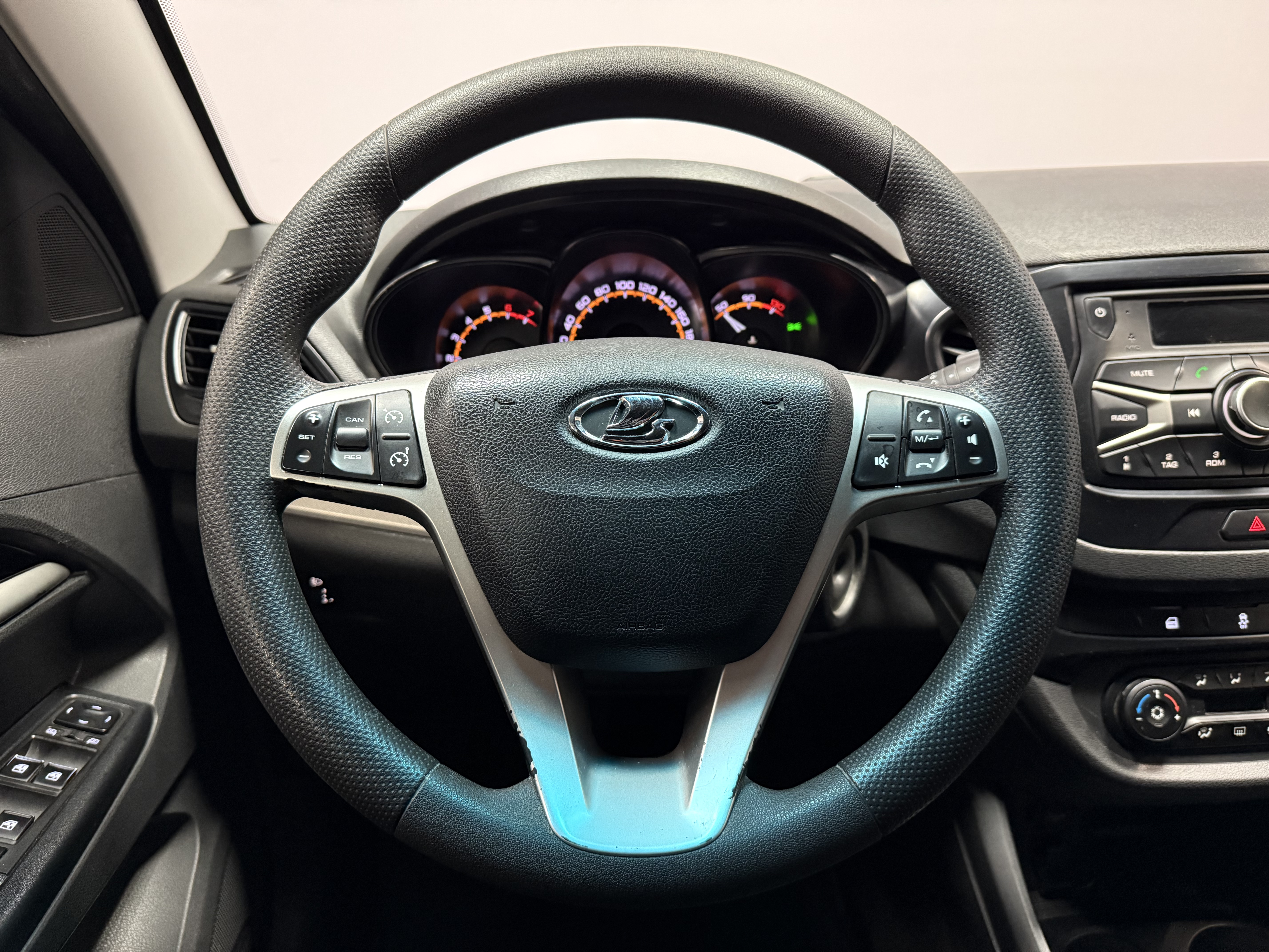 Lada (ВАЗ) Vesta Comfort, 2021 года, пробег 143730 км