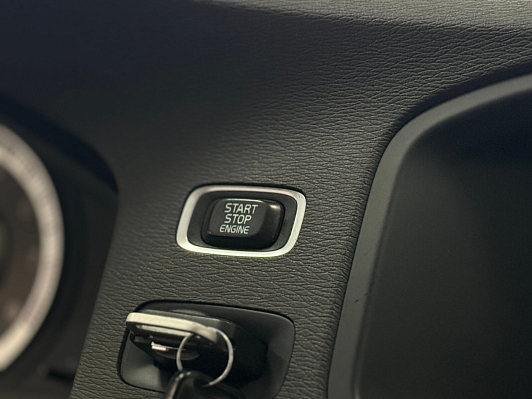 Volvo S60 Momentum, 2013 года, пробег 185117 км