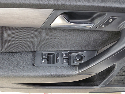 Volkswagen Passat Comfortline, 2011 года, пробег 195926 км