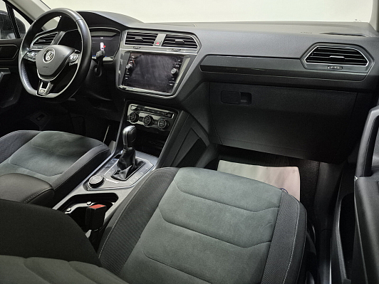 Volkswagen Tiguan Highline, 2018 года, пробег 124500 км