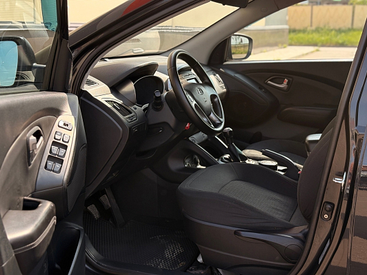 Hyundai ix35 Start, 2010 года, пробег 273004 км