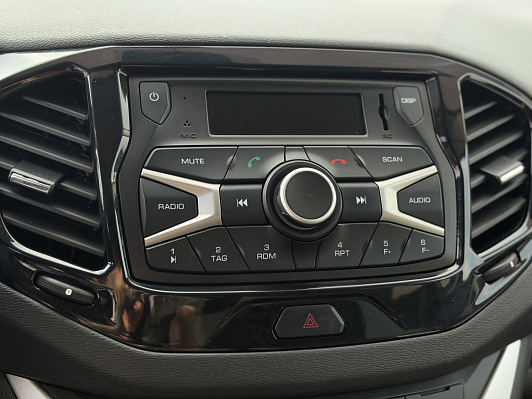 Lada (ВАЗ) Vesta Comfort Winter EnjoY Pro, 2019 года, пробег 131501 км