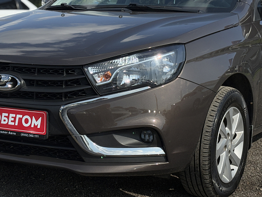 Lada (ВАЗ) Vesta Comfort, 2021 года, пробег 60000 км