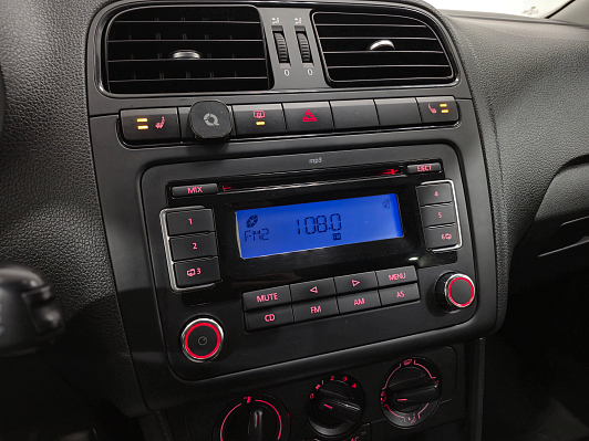 Volkswagen Polo Comfortline, 2011 года, пробег 152329 км