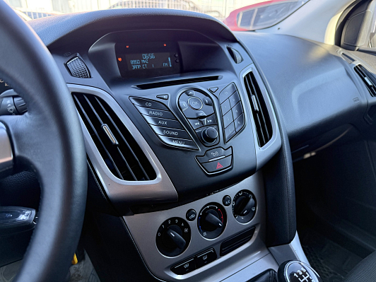 Ford Focus Trend, 2013 года, пробег 164110 км