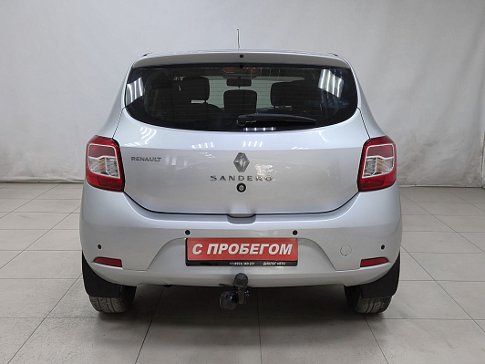 Renault Sandero Confort, 2015 года, пробег 154592 км