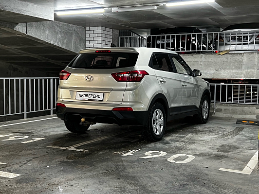 Hyundai Creta Comfort Plus + Advanced, 2018 года, пробег 130000 км