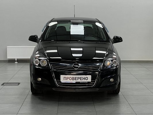 Opel Astra, 2011 года, пробег 135363 км