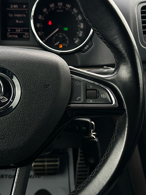 Skoda Yeti Monte Carlo, 2017 года, пробег 195000 км