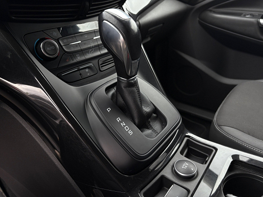 Ford Kuga Titanium, 2018 года, пробег 71526 км