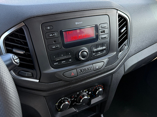 Lada (ВАЗ) XRAY Optima Air conditioner (2018), 2018 года, пробег 135000 км