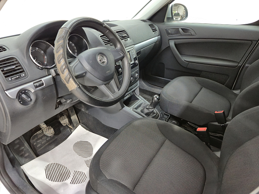 Skoda Yeti Active Outdoor, 2016 года, пробег 131488 км