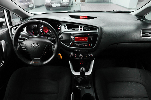 Kia Ceed Comfort, 2013 года, пробег 112000 км