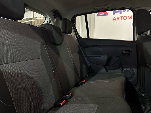 Renault Sandero Stepway Life, 2020 года, пробег 12500 км