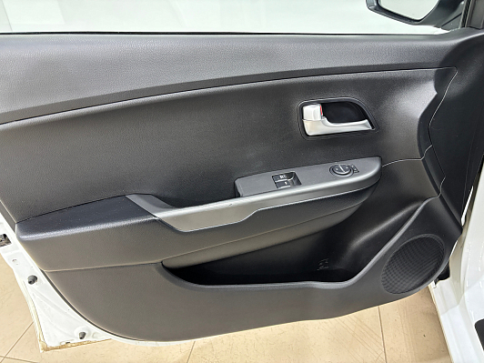 Kia Rio Comfort Аудио, 2016 года, пробег 80723 км