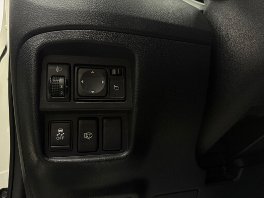 Nissan Juke XE, 2013 года, пробег 109000 км