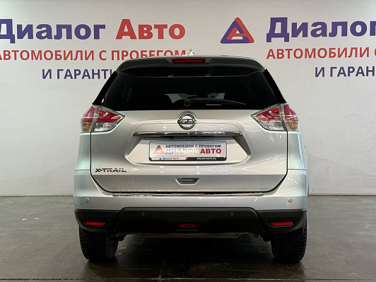 Nissan X-Trail SE, 2016 года, пробег 210000 км