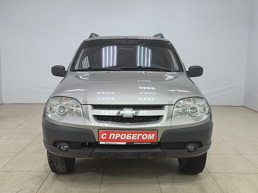 Chevrolet Niva LE, 2010 года, пробег 108307 км