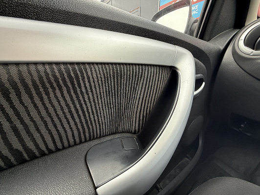 Renault Sandero Expression, 2014 года, пробег 134000 км