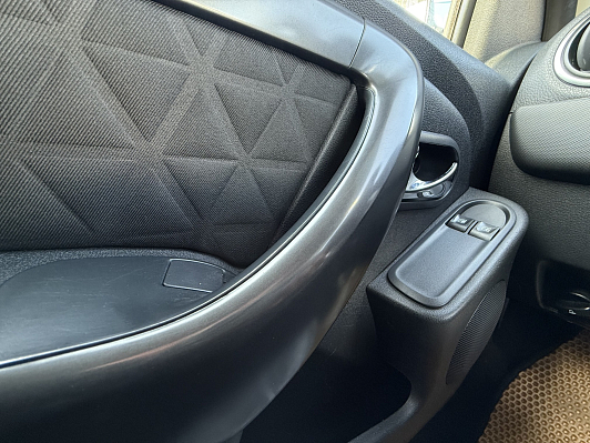 Renault Duster Privilege, 2016 года, пробег 76000 км