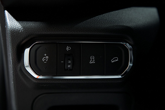 Haval Jolion Elite, красный
