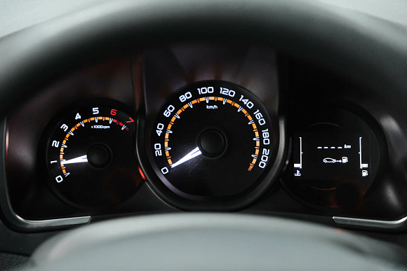 Lada (ВАЗ) XRAY Comfort, 2018 года, пробег 40000 км