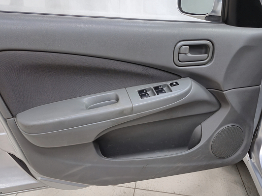 Nissan Almera Classic, 2011 года, пробег 182520 км