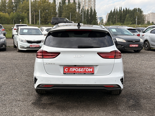 Kia Ceed Luxe, 2022 года, пробег 83397 км