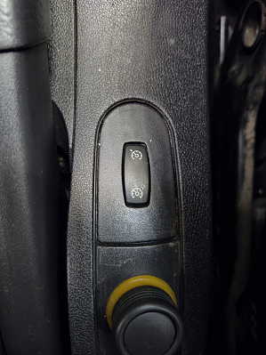 Renault Clio, 2009 года, пробег 212800 км