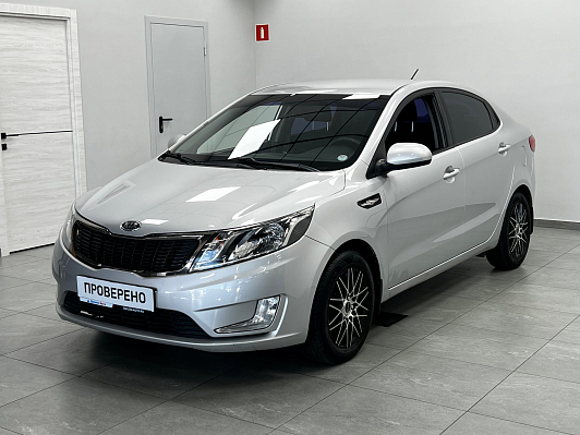 Kia Rio Luxe, 2012 года, пробег 125000 км