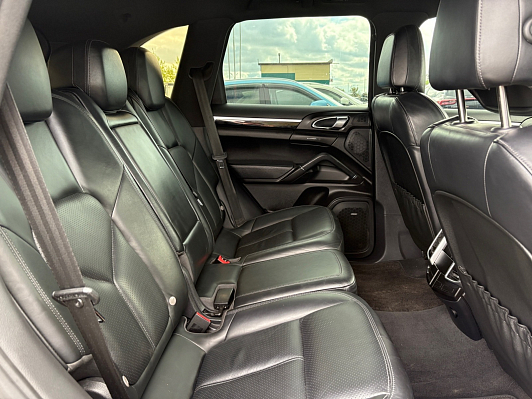 Porsche Cayenne, 2012 года, пробег 187536 км