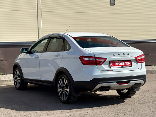Lada (ВАЗ) Vesta Luxe Multimedia (2019-2021), 2018 года, пробег 152411 км