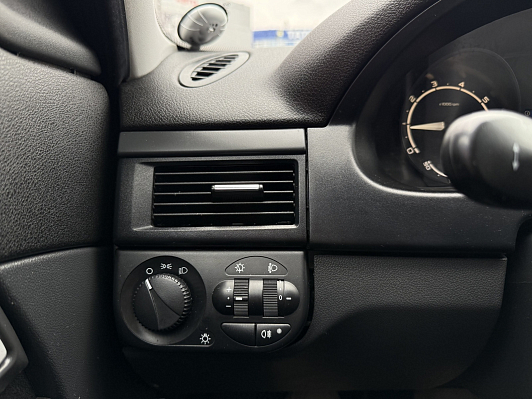 Lada (ВАЗ) Priora Comfort 21705-42-058, 2016 года, пробег 141000 км