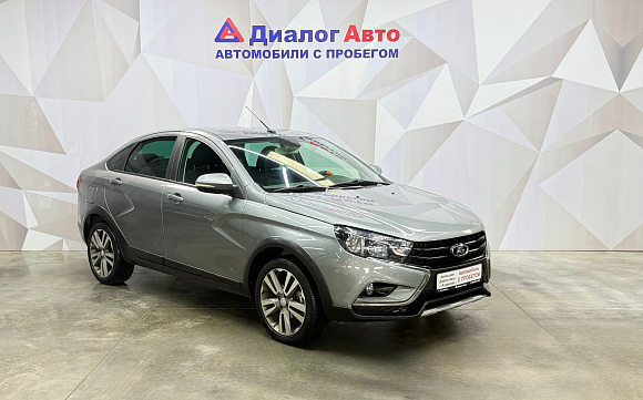 Lada (ВАЗ) Vesta Luxe Multimedia (2018-2019), 2018 года, пробег 46461 км