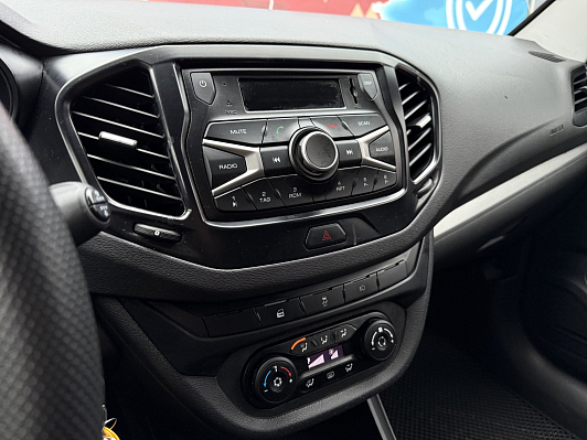 Lada (ВАЗ) Vesta Comfort, 2020 года, пробег 137949 км