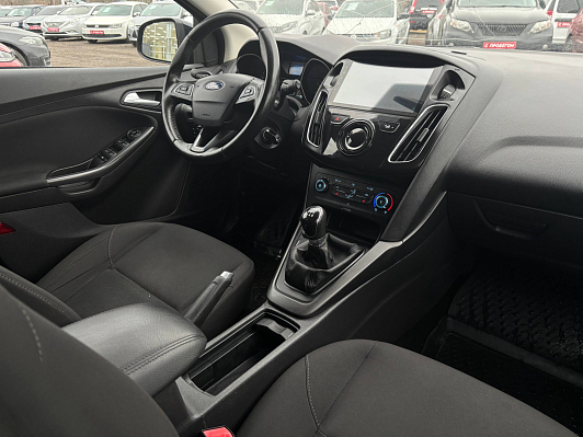 Ford Focus Trend, 2015 года, пробег 208000 км