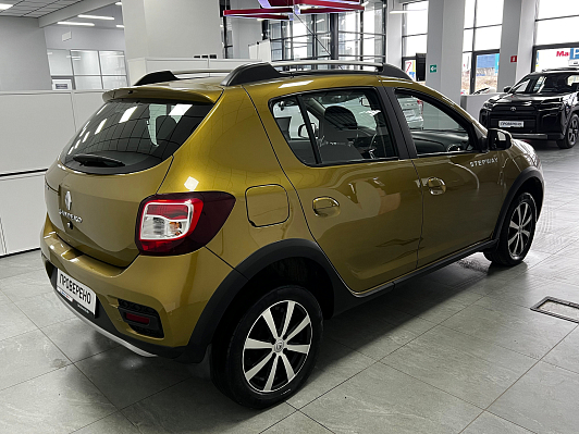 Renault Sandero Privilege, 2017 года, пробег 93000 км