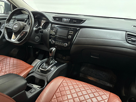 Nissan Rogue, 2017 года, пробег 125239 км